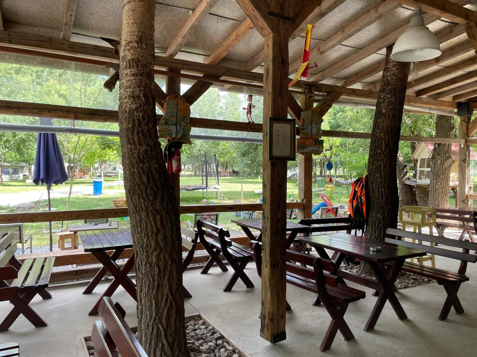 Camping Oaza Bela Crkva  Zewnętrze zdjęcie